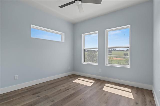 Building Photo - 1116 E Oleander St