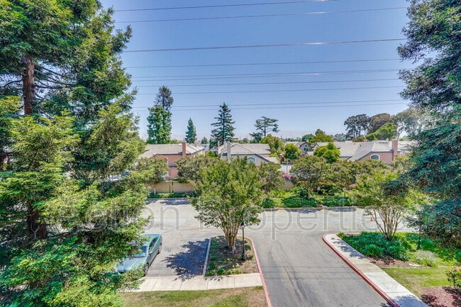 Building Photo - 2200 Agnew Rd