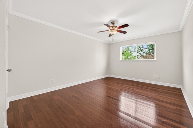 Building Photo - 13244 Trail Hollow Dr