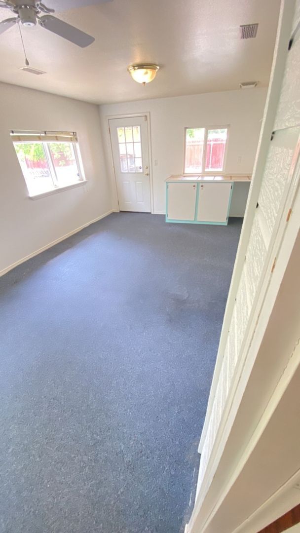 Building Photo - Spacious Home In A Quiet Subdivision