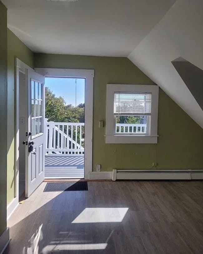 Building Photo - Rhode Island Triplex