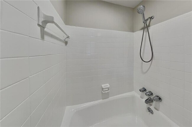 Building Photo - 2916 Sope Creek Dr