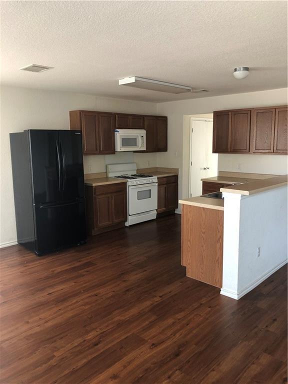 Building Photo - 18336 Crestwind Ln