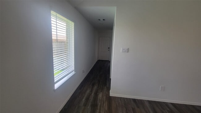 Building Photo - 5108 Marcasca Dr