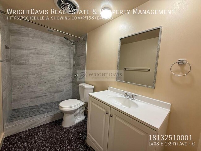 Building Photo - Charming 2-Bedroom Rental Near USF & Attra...