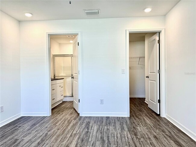 Building Photo - 4110 Targee Ave