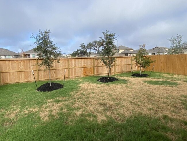 Building Photo - 22507 Green Jacket