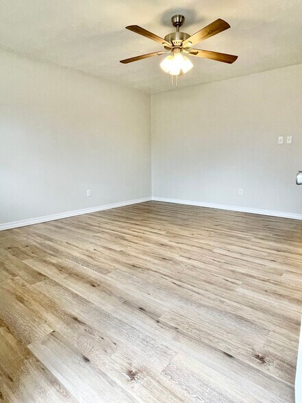 Living Room from Front Door - 2209 W Calhoun St