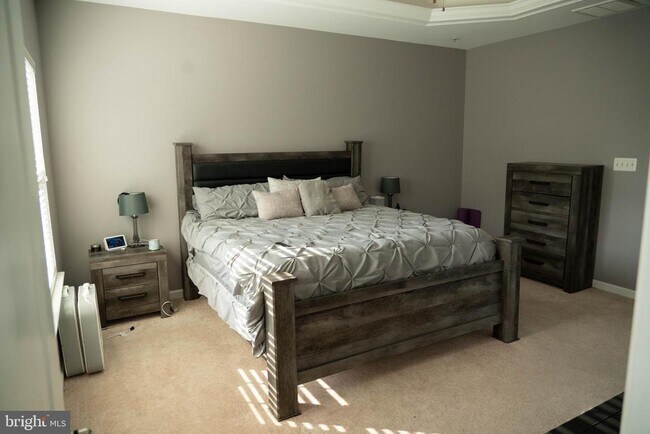 Building Photo - 506 Edelen Station Pl