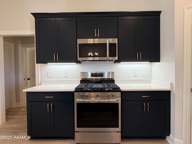 Building Photo - 135 Ridley Ln