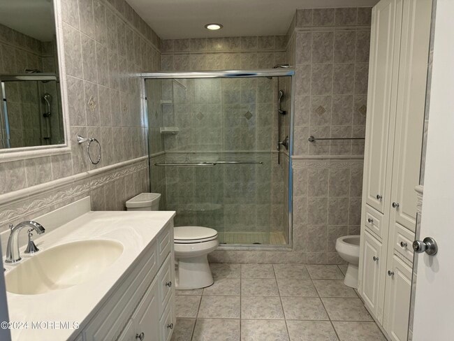 Building Photo - 95 Lexington Ct