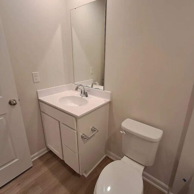 Building Photo - 150 Elyse Overlook Lp