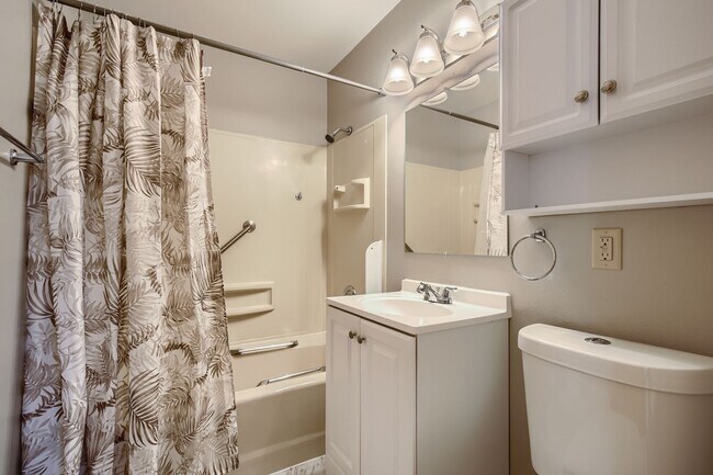 Building Photo - Beautiful Newly Remodeled Ranch with fully finished basement- Large Yard! RV Parking!