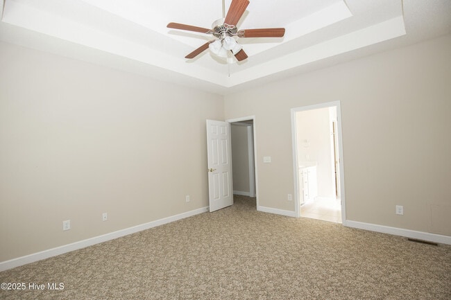 Building Photo - 102 Newington Way