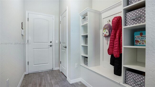 Building Photo - 8605 Patron Ln