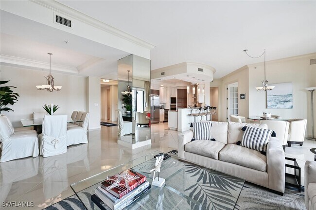 Building Photo - 1530 5th Ave S