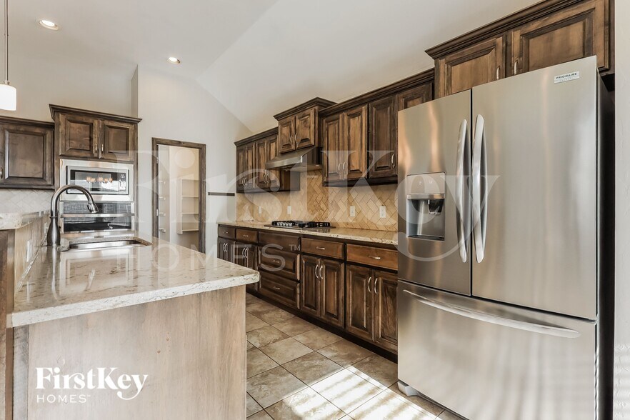 Building Photo - 3500 Grizzly Ridge Ct