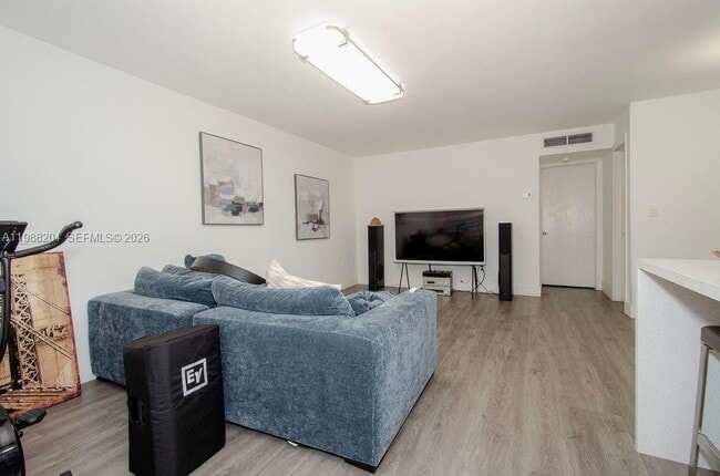 Building Photo - 6215 W 20th Ave