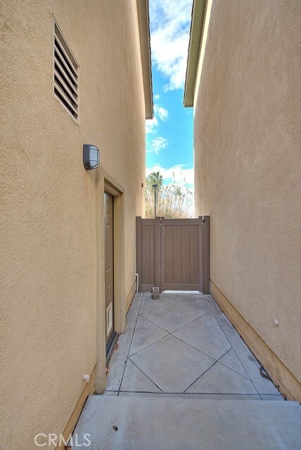 Building Photo - 6264 Manzanita Way