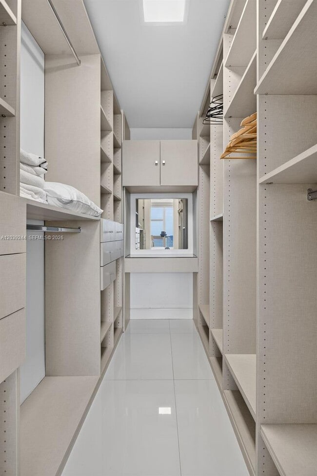 Building Photo - 10275 Collins Ave