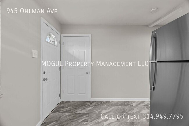 Building Photo - 945 Ohlman Ave