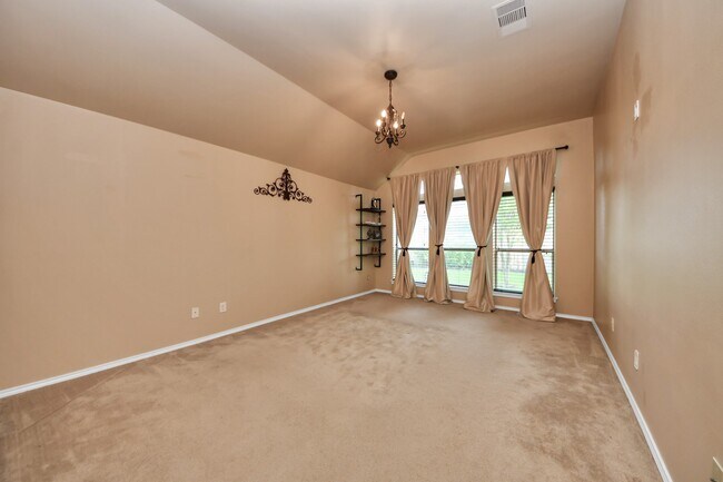 Building Photo - 4614 S Creekmont Dr
