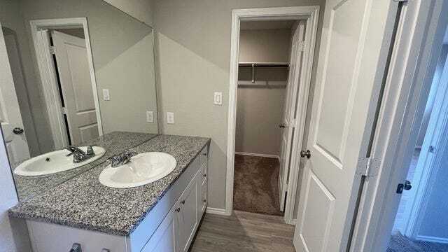 Building Photo - 430 Blue Stem Rd