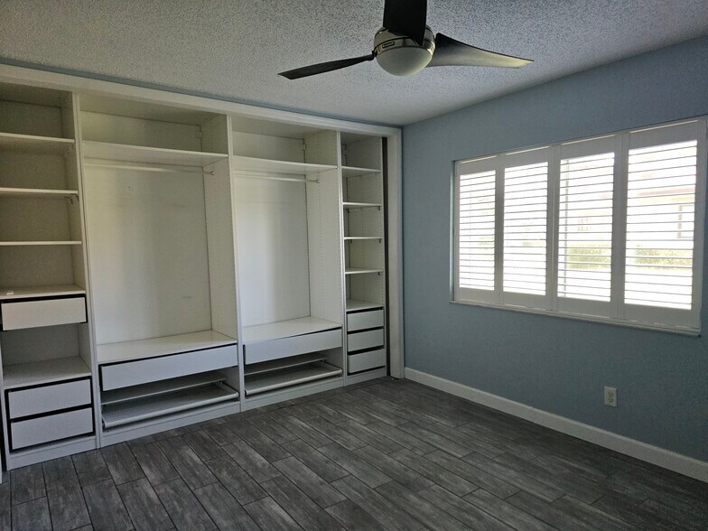Primary BR - 2925 Lichen Ln