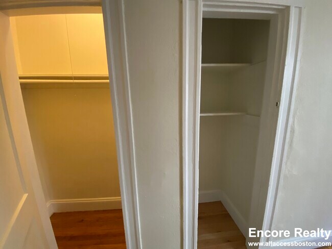 Building Photo - 1167 Boylston St