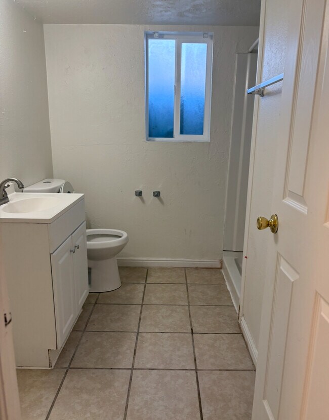 Building Photo - 6189 Dewdrops Dr