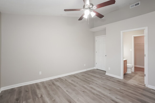 Building Photo - 1312 River Ridge Dr