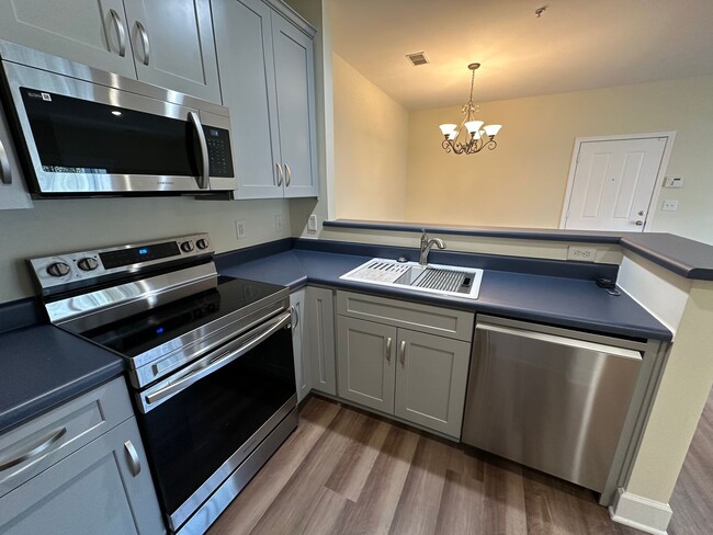 Building Photo - Lenox Village Condo!  Newly Renovated 2 Be...