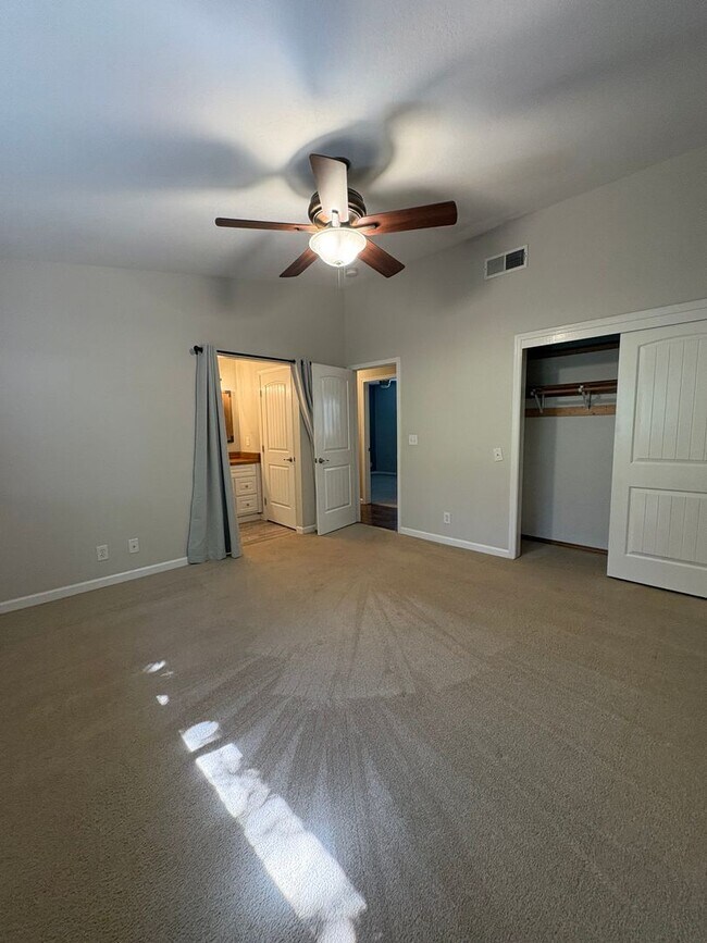 Building Photo - Your Private Escape – Charming Ranch-Style Home with Room to Breathe!