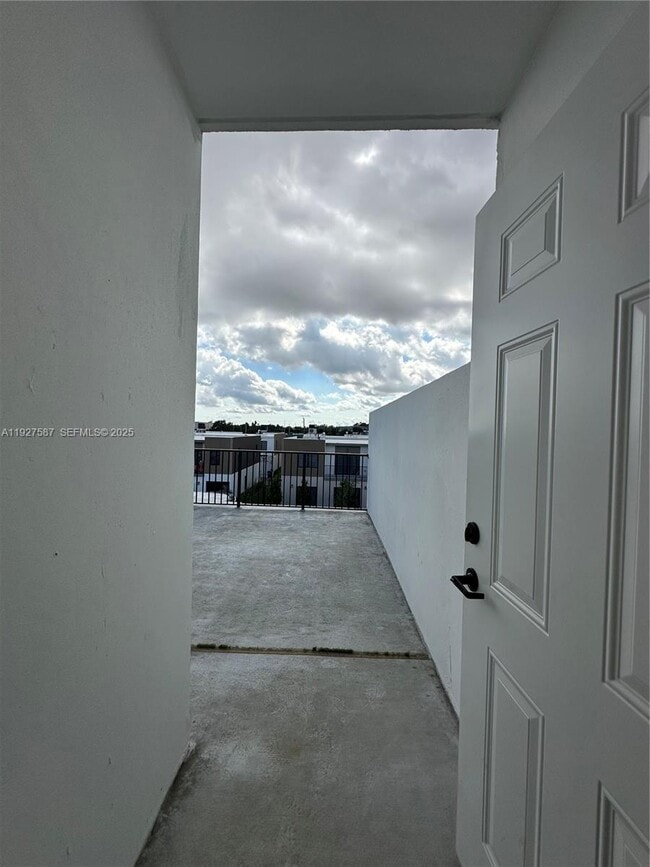 Building Photo - 14573 SW 261st Terrace