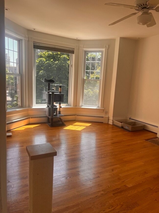 Building Photo - 5714 S Kimbark Ave