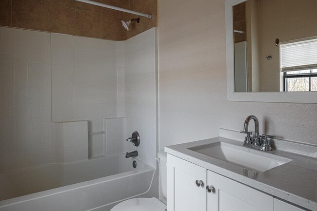 Building Photo - 100 Ramon Cardenas Dr