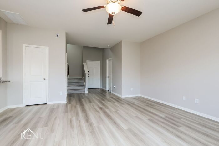 Building Photo - 10538 Copper Ridge Dr