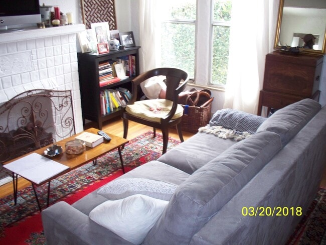 Building Photo - 4354 Coolidge Ave