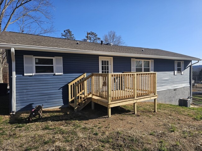 Building Photo - 3303 George Light Rd