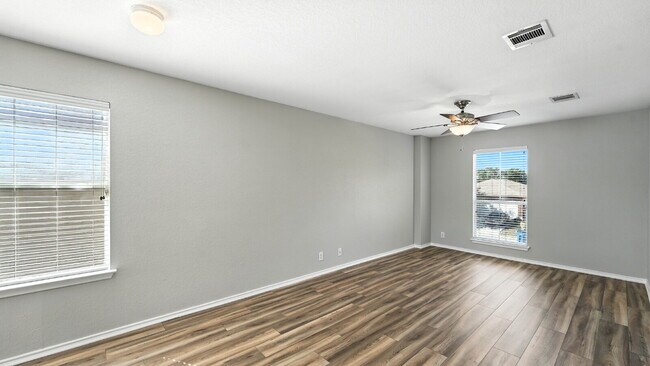 Building Photo - Amazing home in Avery Park