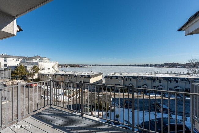 Building Photo - 130 Bodman Pl