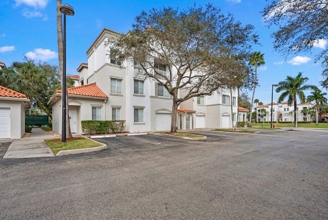 Building Photo - 11022 Legacy Dr