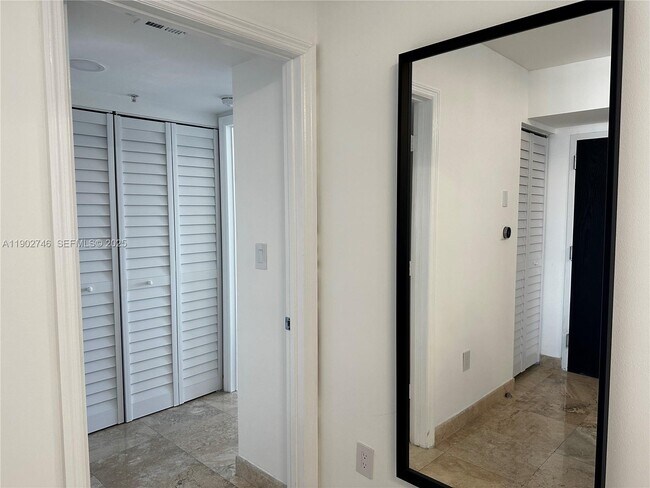 Building Photo - 90 Alton Rd