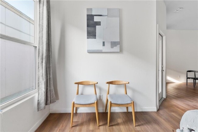 Building Photo - 25 West St