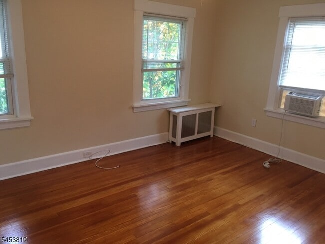 Building Photo - 58 Buena Vista Ave