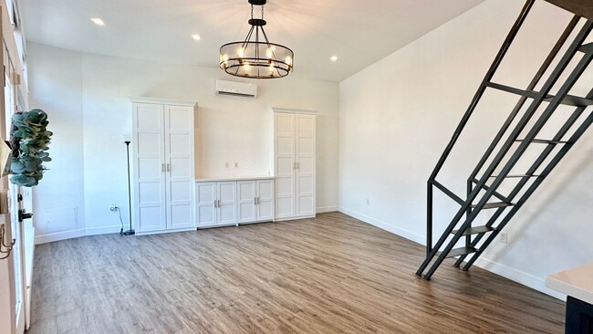 Building Photo - Cozy House Studio in the Heart of NOBE