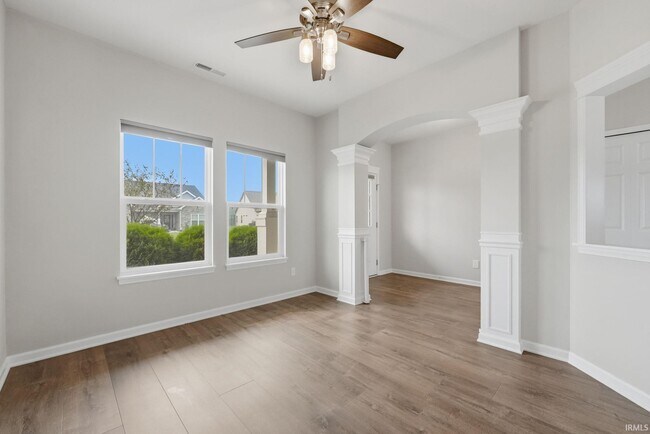 Building Photo - 12502 Speranza Dr