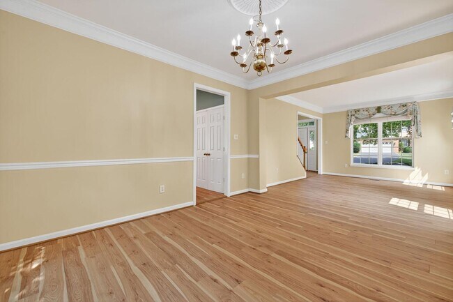 Building Photo - 12031 Arista Manor Way