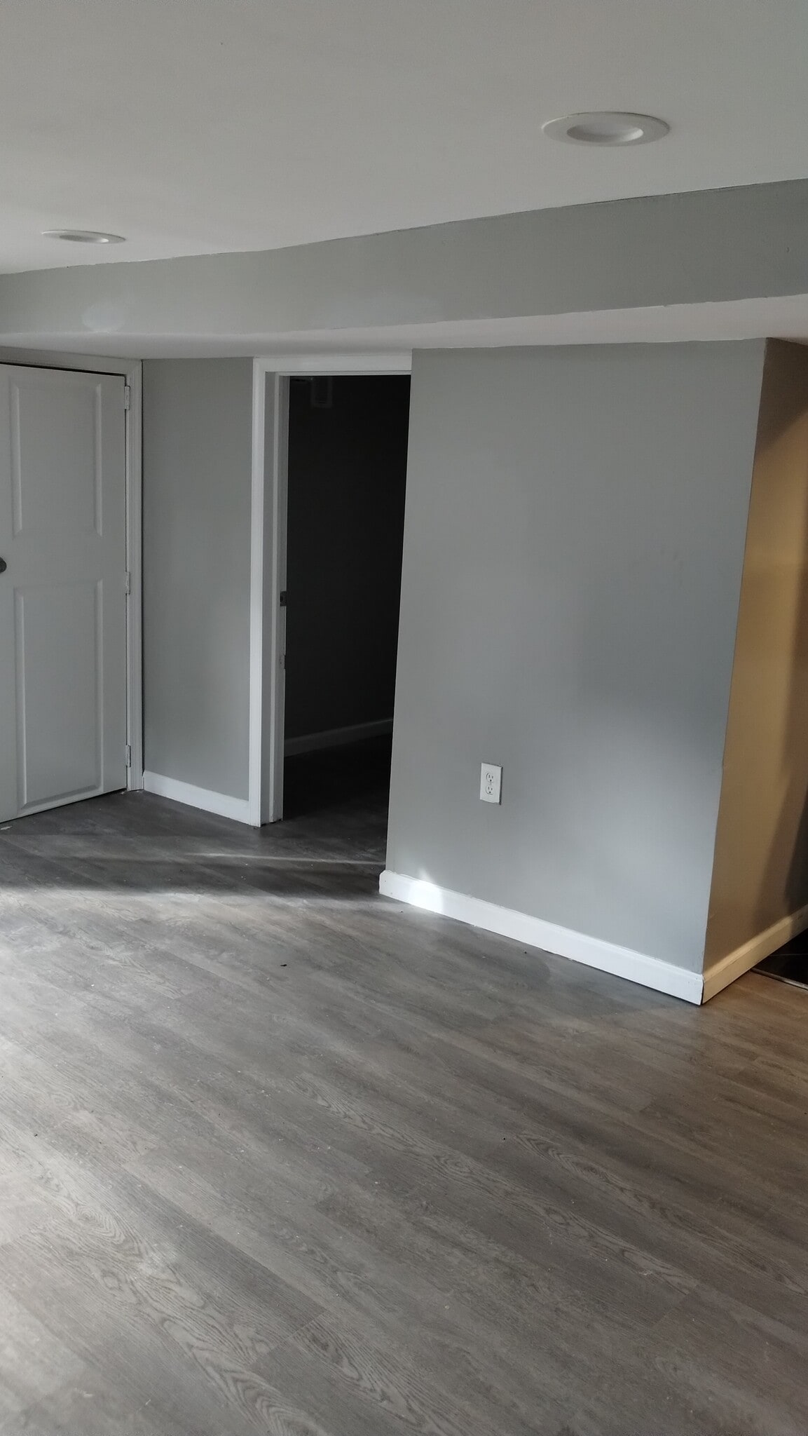 Building Photo - 3107 Evergreen Ave