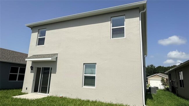 Building Photo - 2046 Walnut Crk Dr